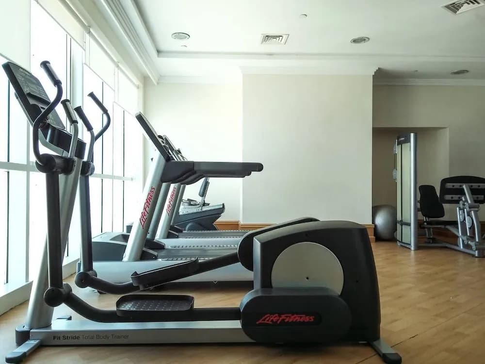 Upscale 1BR - Sea Views - Direct Beach Access! - photo 19