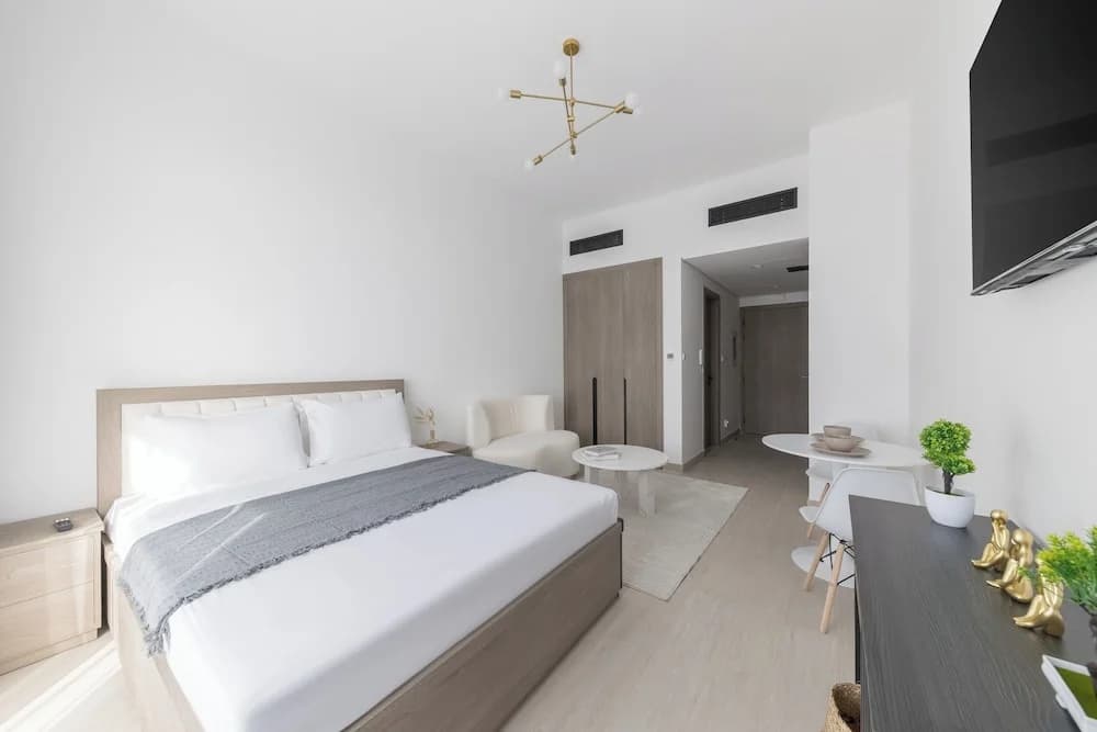 Shining studio in Laya Heights - photo 2