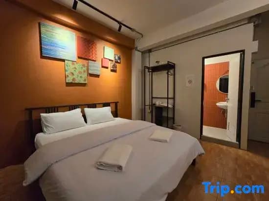 Lhong Krung Hostel - photo 16
