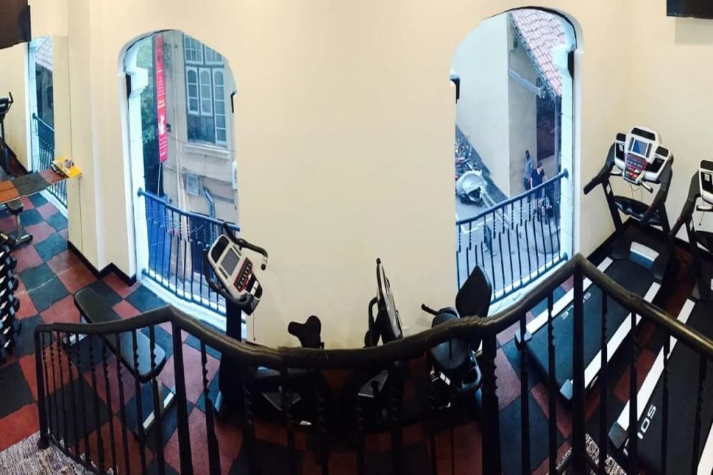 Fairway Colombo - Sri Lanka's First Hotel With Robot Technology - photo 7