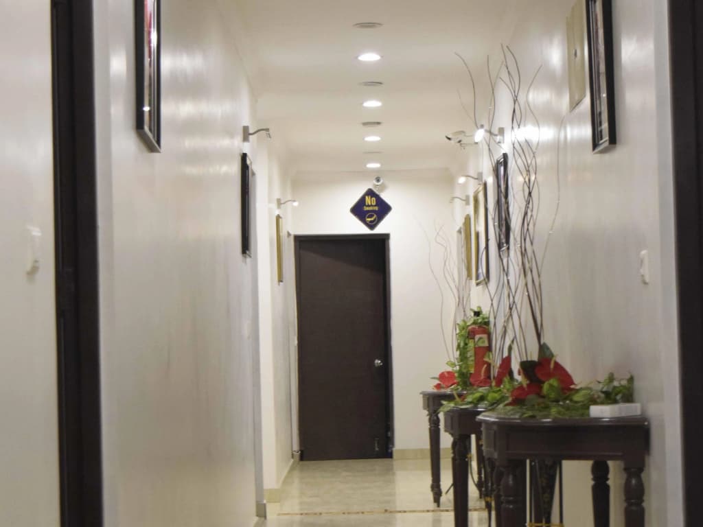 Milestone Hotel & Resort - photo 3