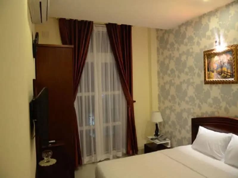 Ruby Orient Hotel - photo 2
