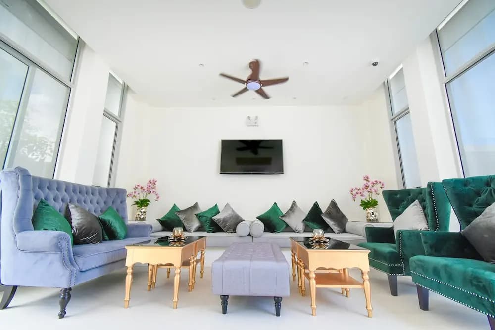 The Aristo Seaview Patong - photo 15