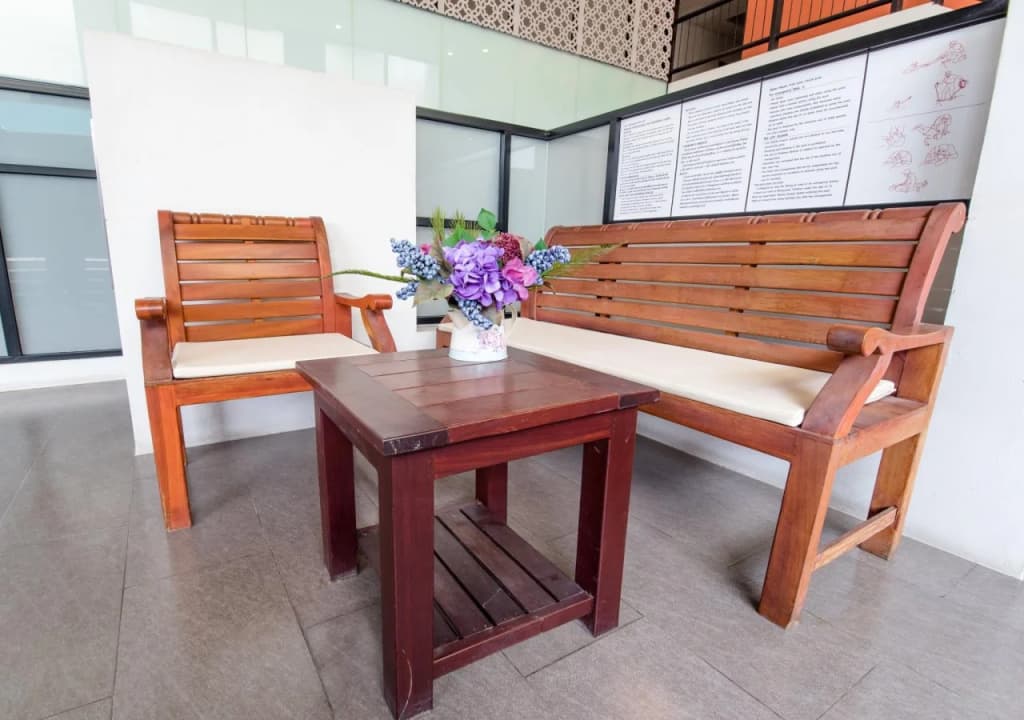 Beyond Suite Hotel - photo 17