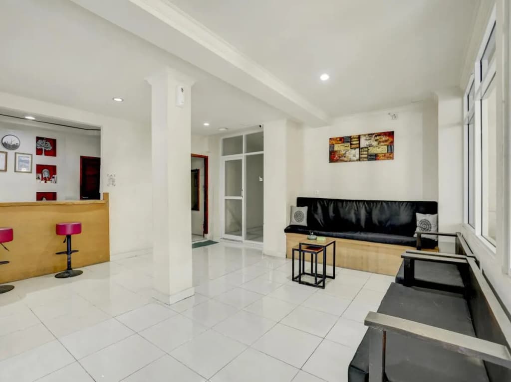 OYO 3950 The Ratna Hotel - photo 14