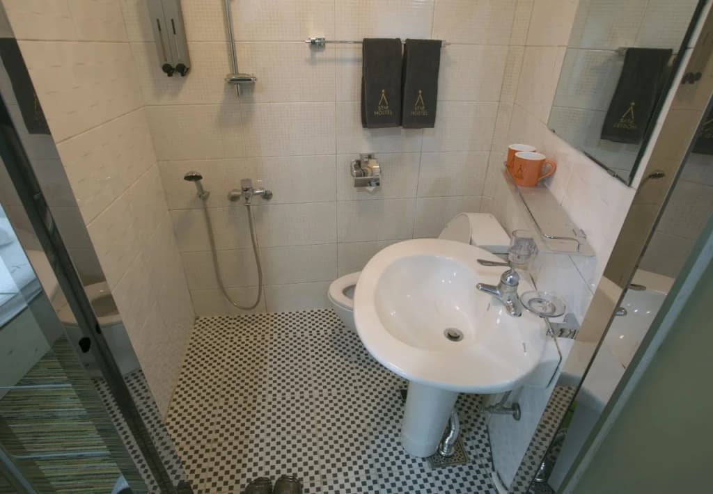 OH Guesthouse - photo 7