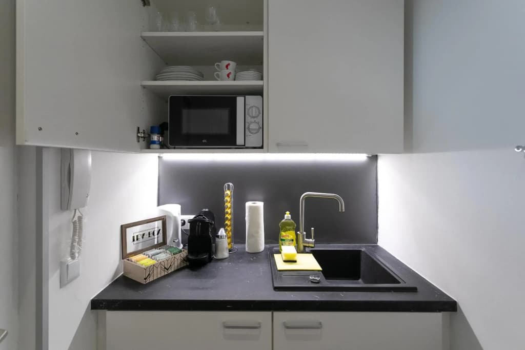 Apartment, modern und neu renoviert - photo 17