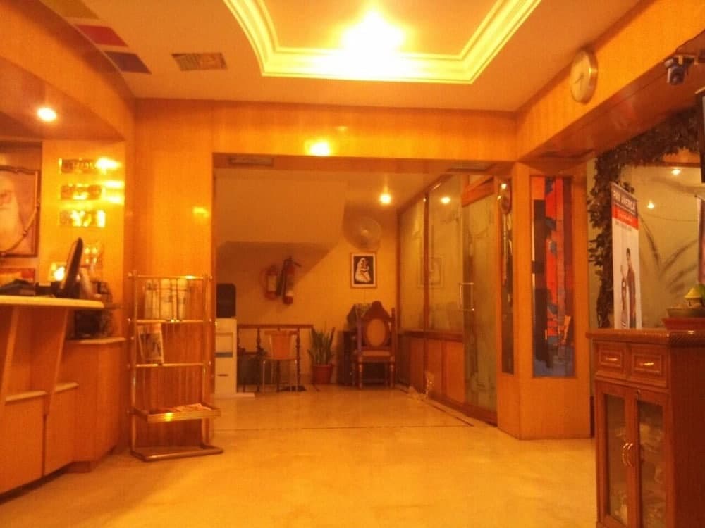 Hotel Singh International - photo 29