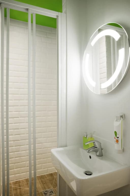 ibis Styles Paris Buttes Chaumont - photo 24