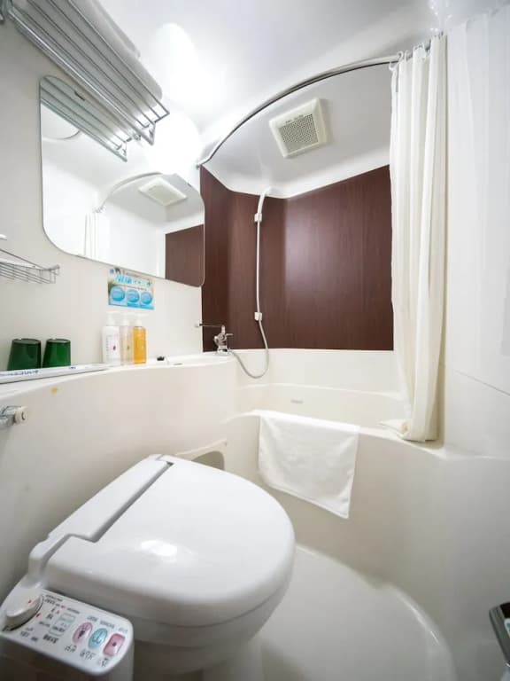 Super Hotel Subway Tanimachi 4-chome Exit 6 - photo 10