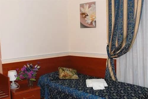 Gerbera Bed & Breakfast - photo 9