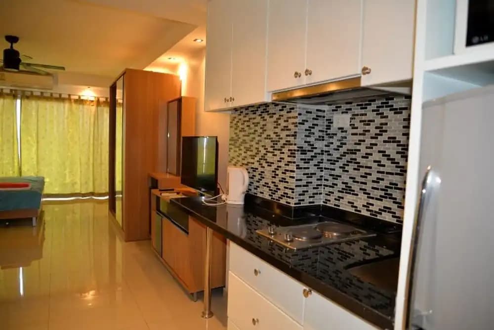 Pattaya Plaza Floor 6 - photo 3