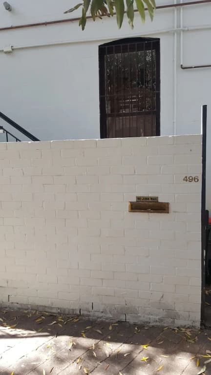 BUDGET Bourke st Apartment - main photo