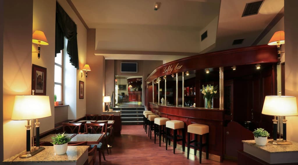 Hotel Carlton - photo 14
