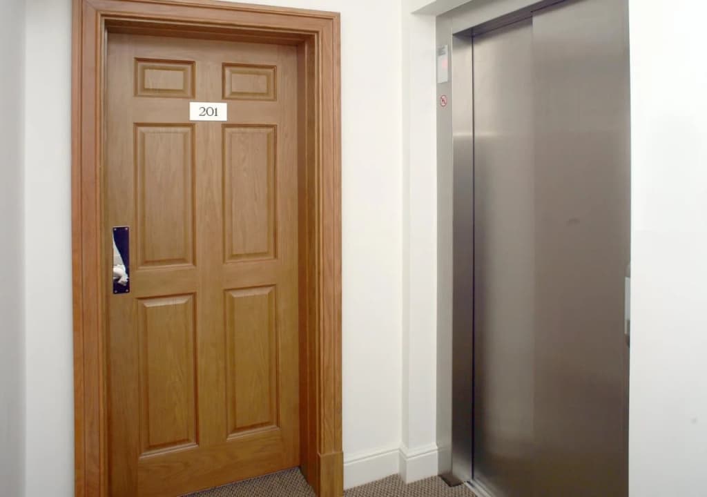 The Kensington Studios - photo 17