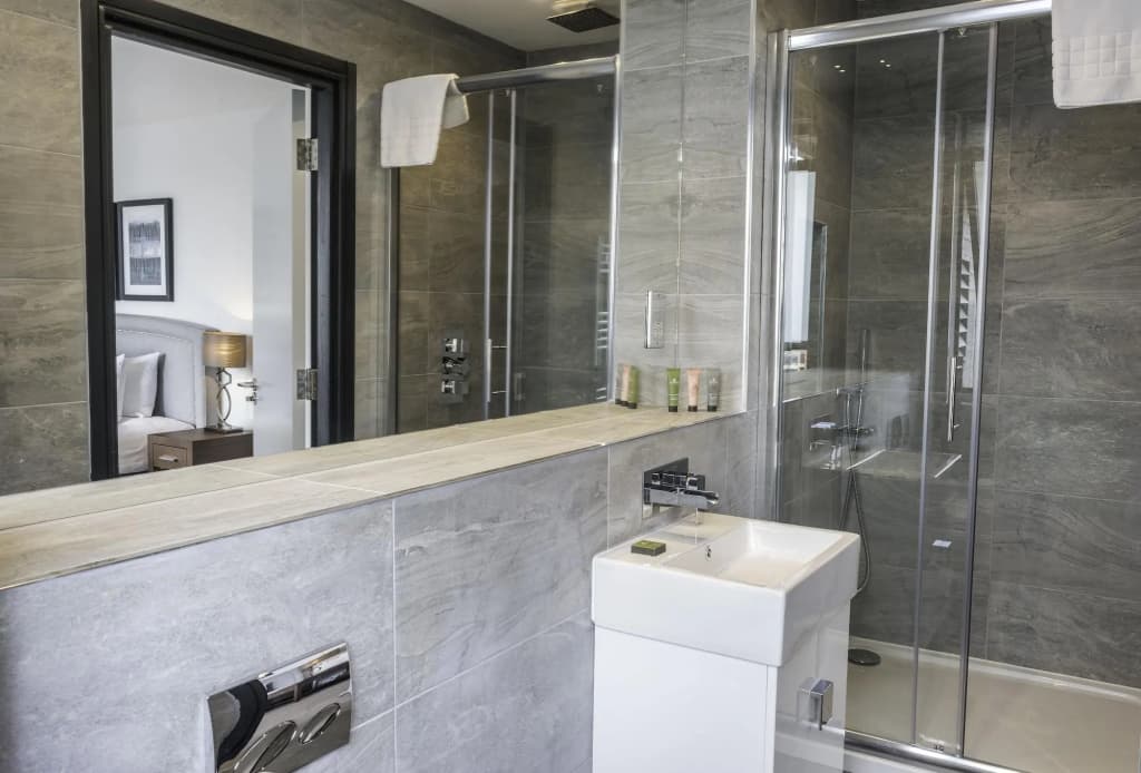 Aldgate by Excel Apartments - photo 7