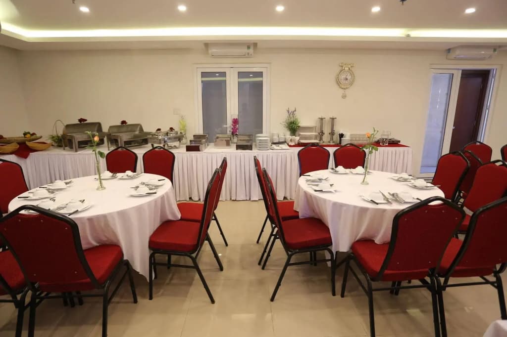 Golden Light Hotel - photo 24