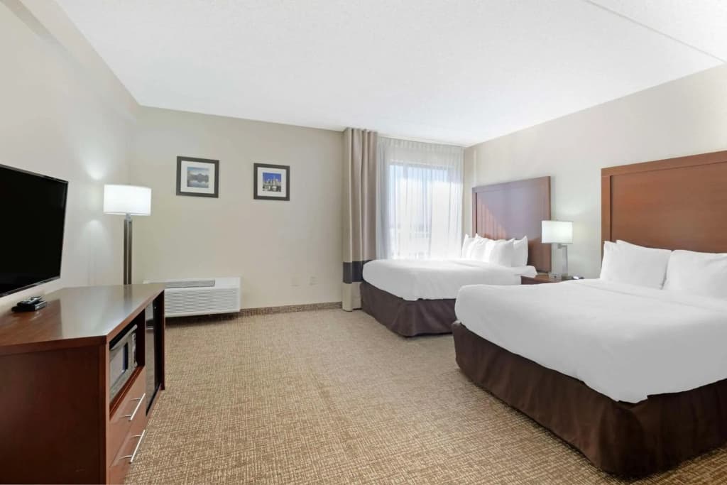 The Tillary Hotel - photo 4