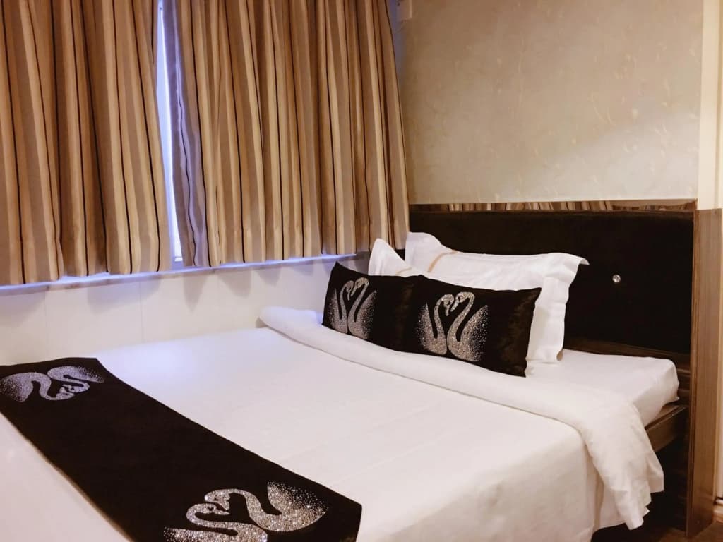 Seasons Hotel - Causeway Bay - photo 2