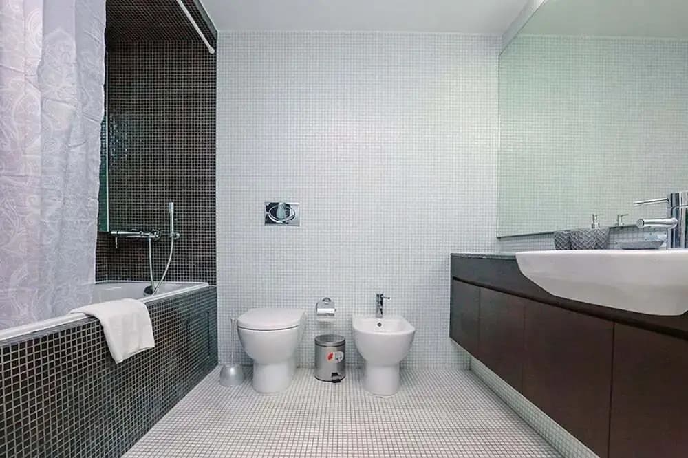 Limestone House - photo 8