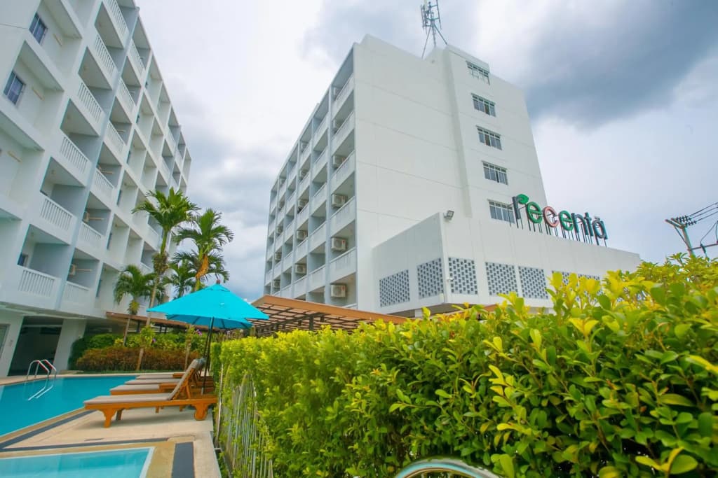 Hotel Recenta Phuket Suanluang - photo 3