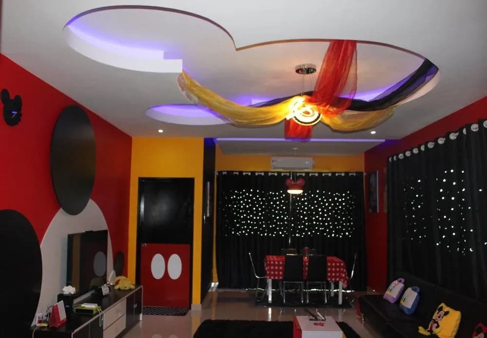 Mickey Mouse Signature Suite - photo 11