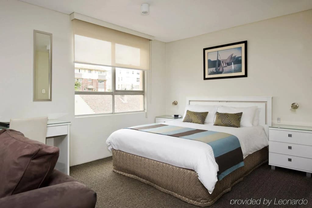 Sydney Harbourside Apartment - photo 2