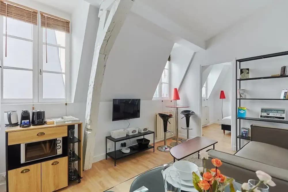 Charming 1 Bedroom Flat Coeur du Marais - photo 12