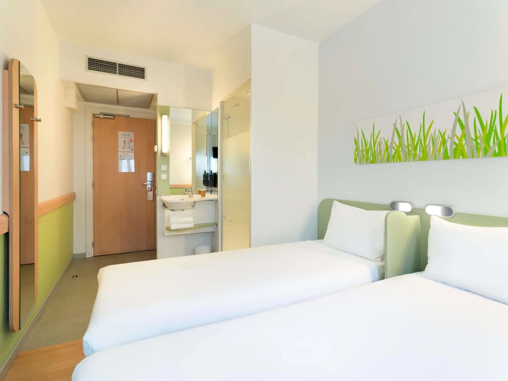 Ibis Budget Madrid Centro las Ventas - photo 2