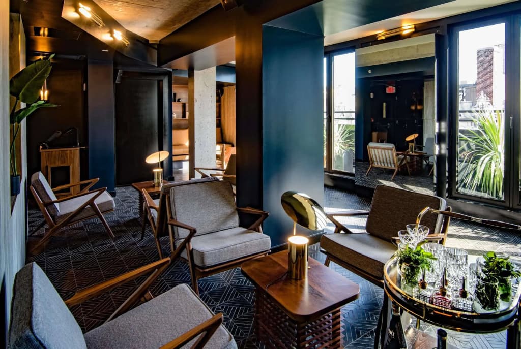Henri Hotel  - photo 18