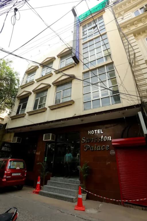 Hotel Swisston Palace - photo 1