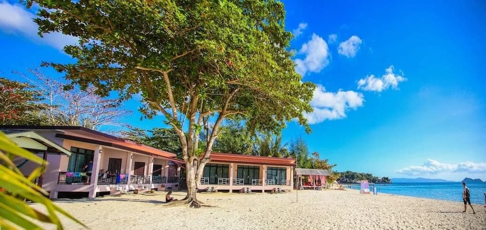 Crystal white sand resort - photo 9
