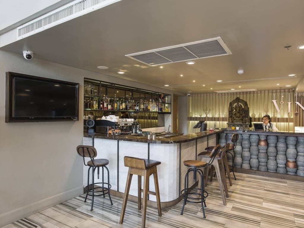 Vince Hotel Pratunam - photo 25