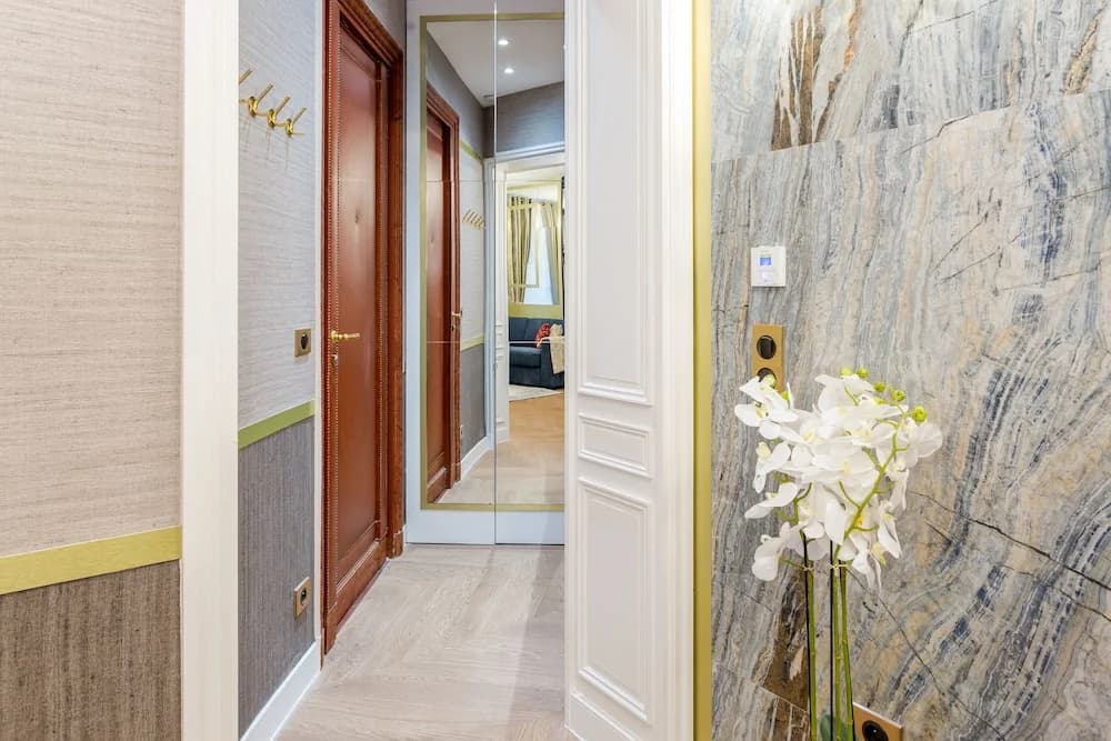 Luxury 2 Bedroom 2 Bathroom With AC -Eiffel Tower - photo 12