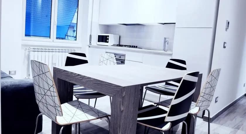Lilian Home - photo 2