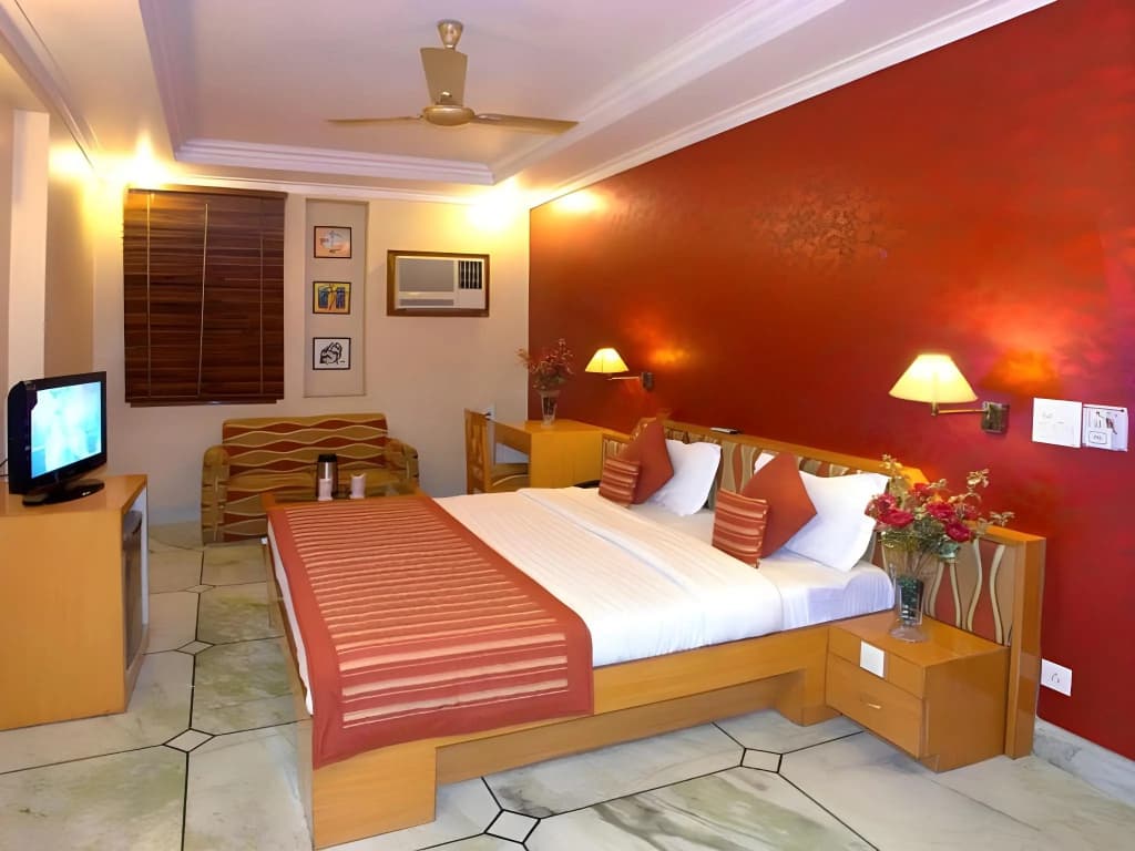 Hotel Singh International - photo 3