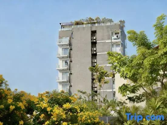 Pentafield City Residence - photo 3