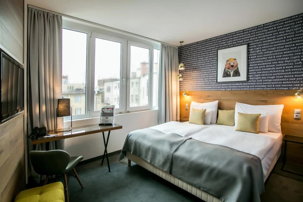 Roombach Hotel Budapest Center - photo 38