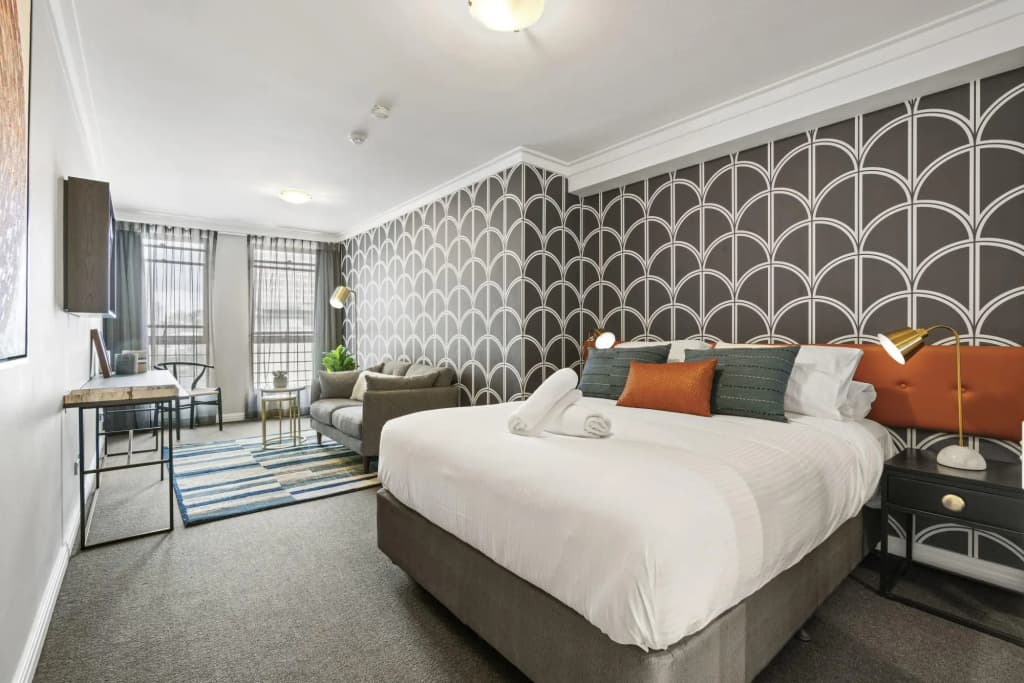 Modern City Abode - photo 2
