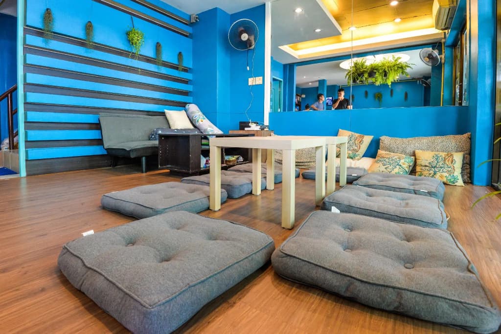 BGW Phuket - Hostel - photo 13