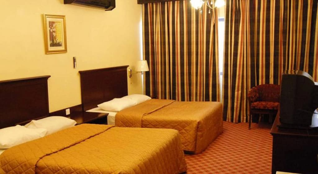 Abjad Crown Hotel - photo 3