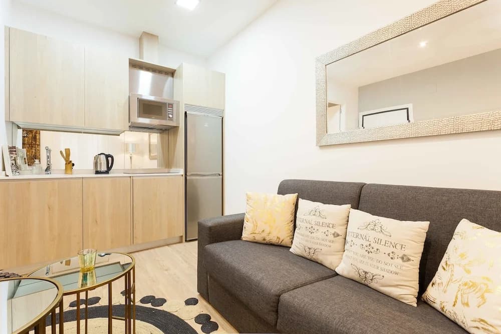 Moderno diseño Madrid centro Sol 8 - photo 17