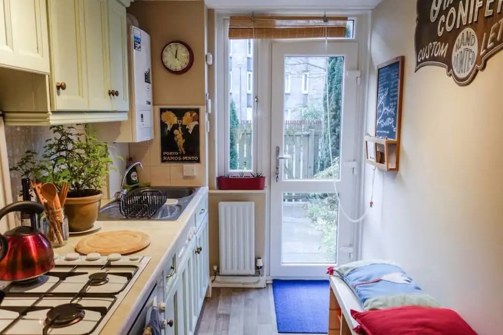 Stockbridge Flat With Garden - photo 4