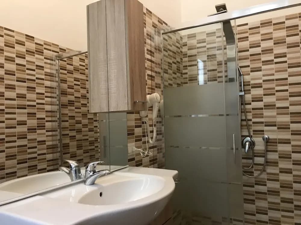 Elite Milano Apartments - photo 8