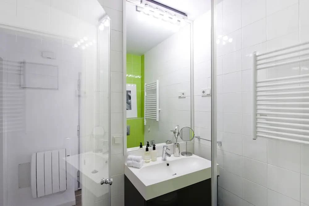 Gran Via Apartment By Flatsweethome - photo 8