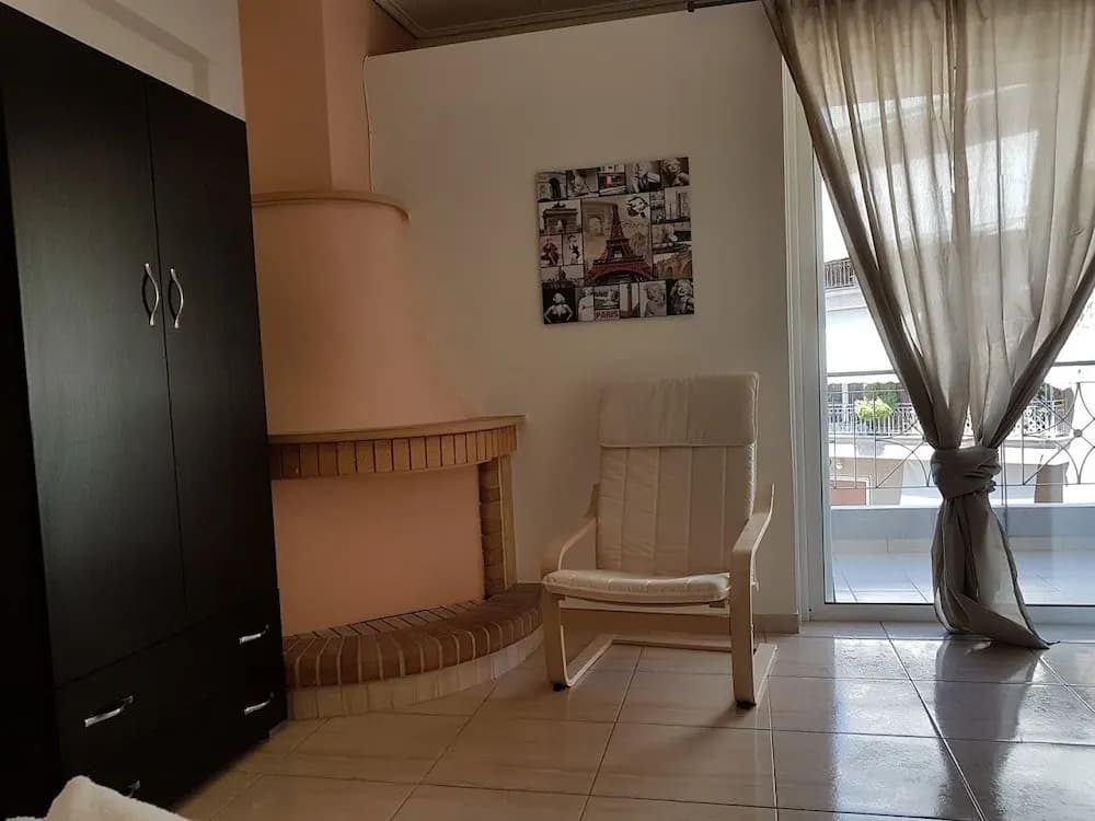 Erra - Zephyr - Athens Center, 90m²,3 BD,1.5 BATH - photo 5