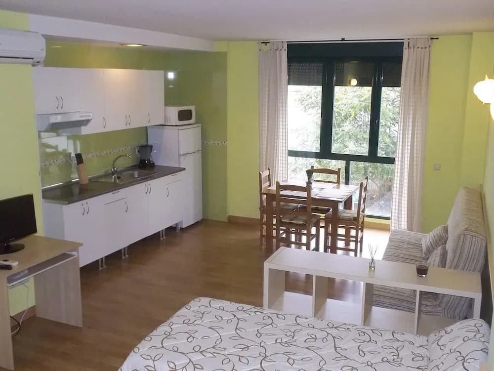 Apartamentos Barajas - photo 15