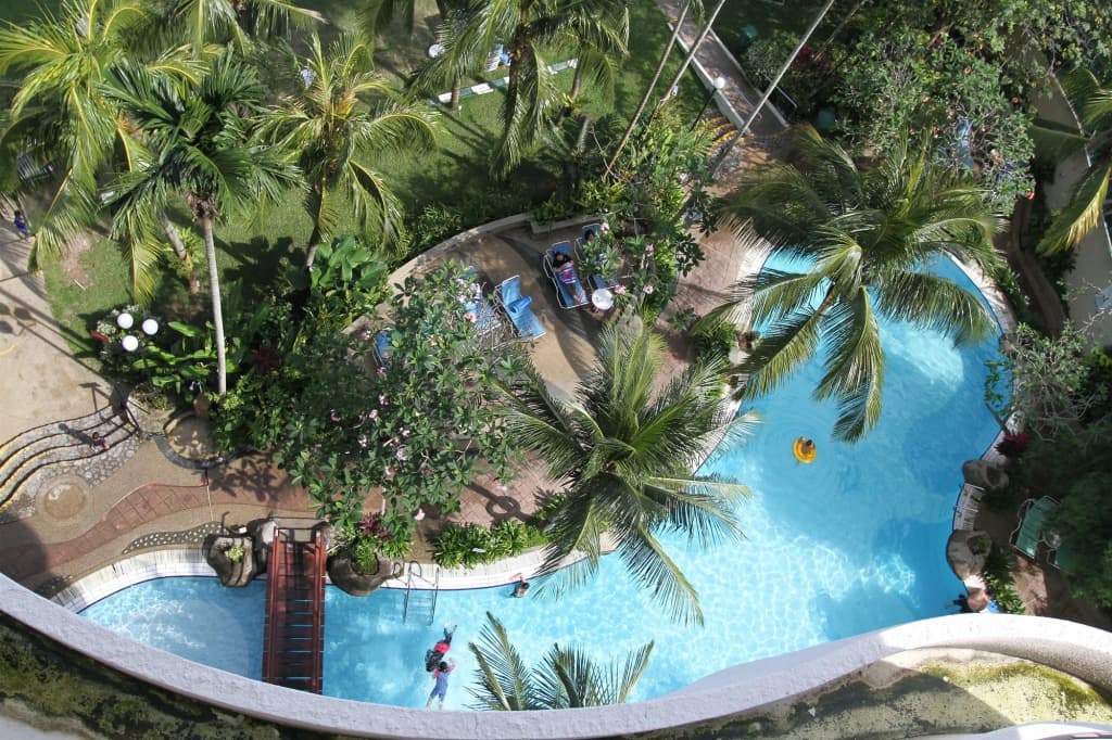 Rainbow Paradise Beach Resort - photo 16