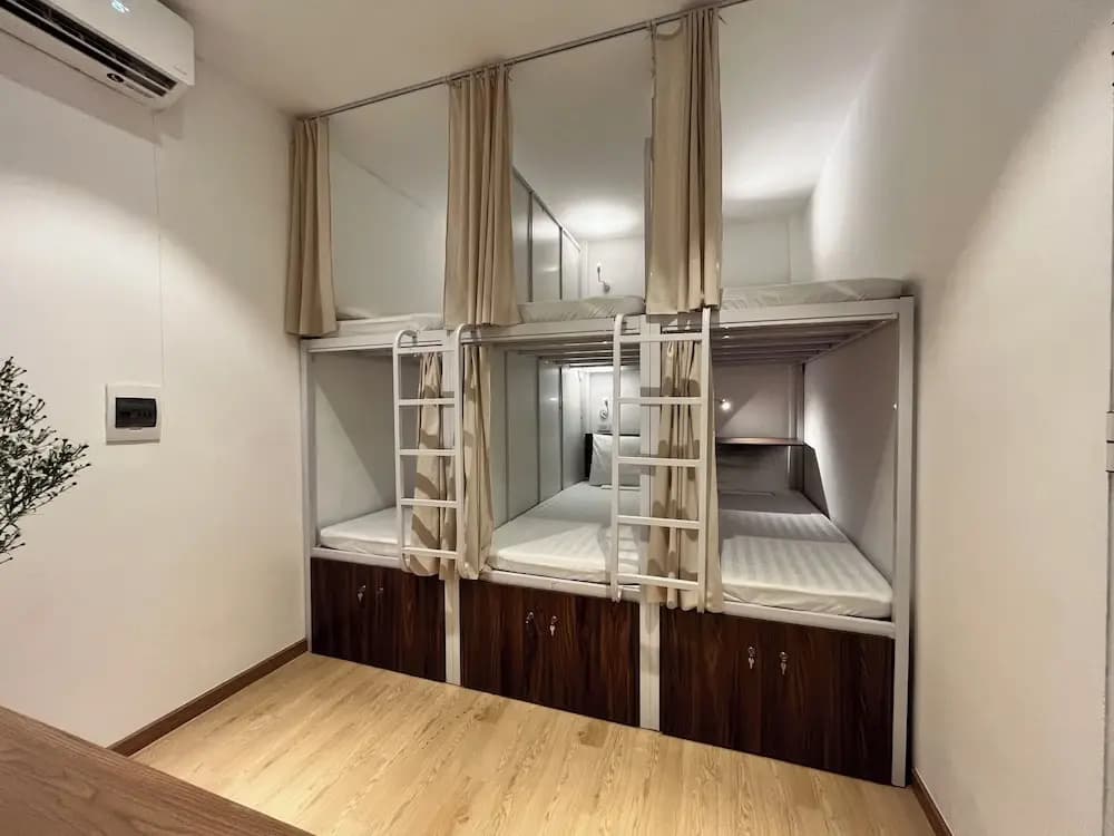 Urban Slumber Hostel - photo 10