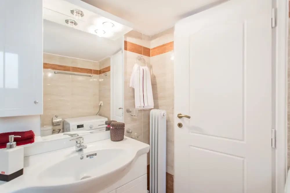 Anesis Luxury Apartment - photo 7